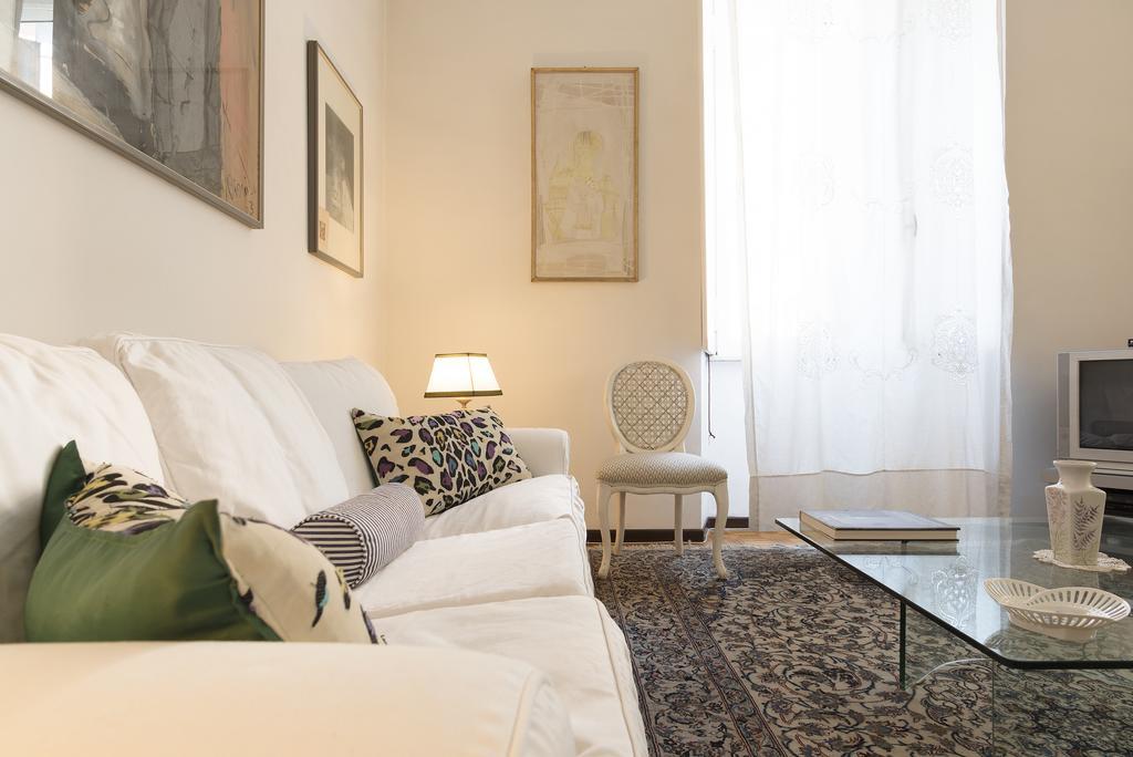 Flower'S Market Apartment - Charme Holidays Рим Экстерьер фото