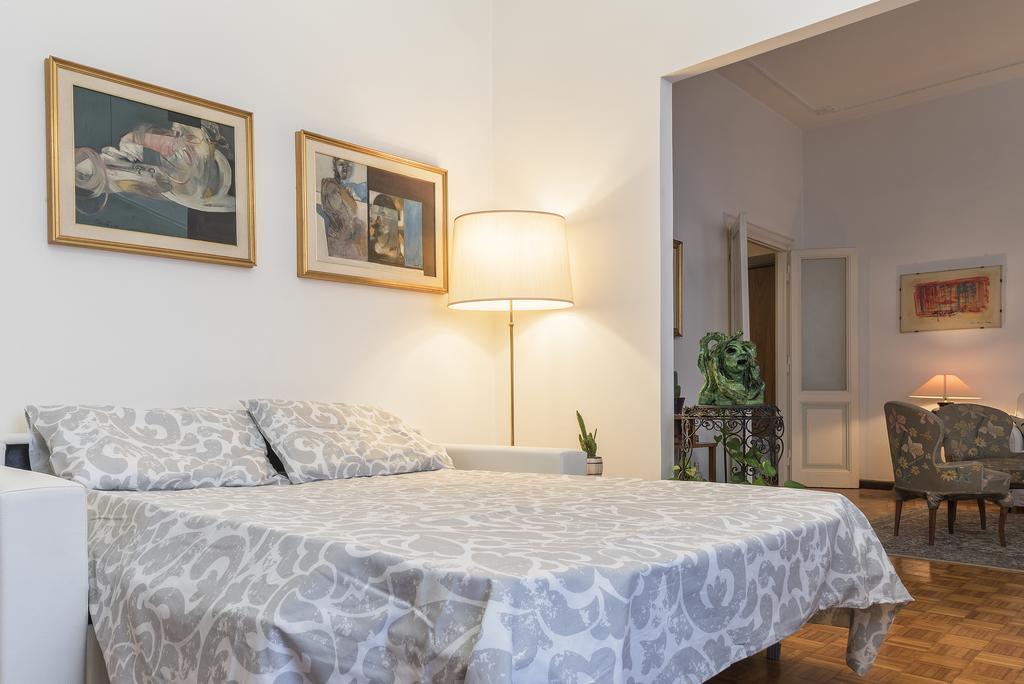 Flower'S Market Apartment - Charme Holidays Рим Экстерьер фото